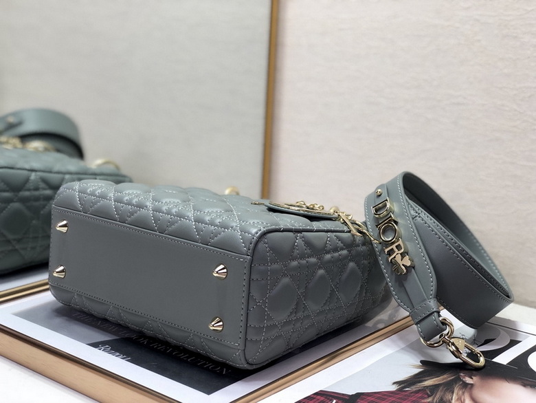 Dior Handbags AAA(Women)-354