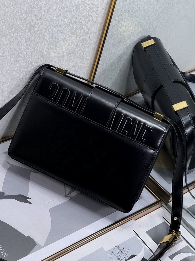 Dior Handbags AAA(Women)-357