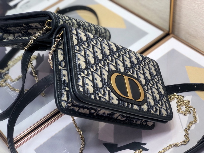 Dior Handbags AAA(Women)-358