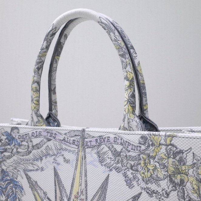 Dior Handbags AAA(Women)-147