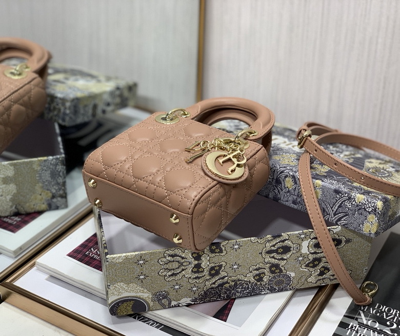 Dior Handbags AAA(Women)-364