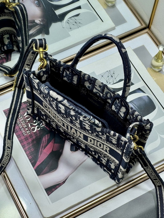 Dior Handbags AAA(Women)-365
