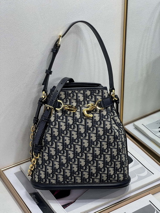 Dior Handbags AAA(Women)-369