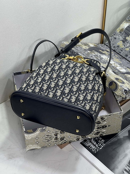 Dior Handbags AAA(Women)-369
