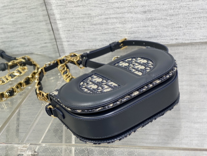 Dior Handbags AAA(Women)-372