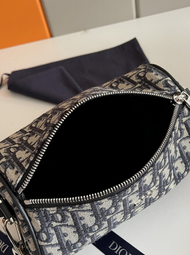 Dior Handbags AAA(Women)-376