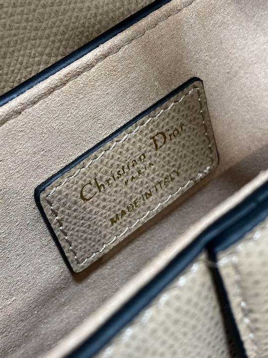 Dior Handbags AAA(Women)-381