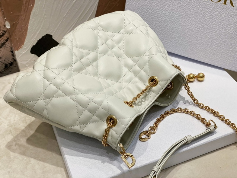 Dior Handbags AAA(Women)-390
