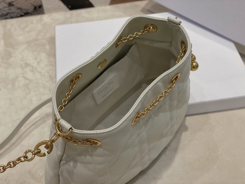 Dior Handbags AAA(Women)-390