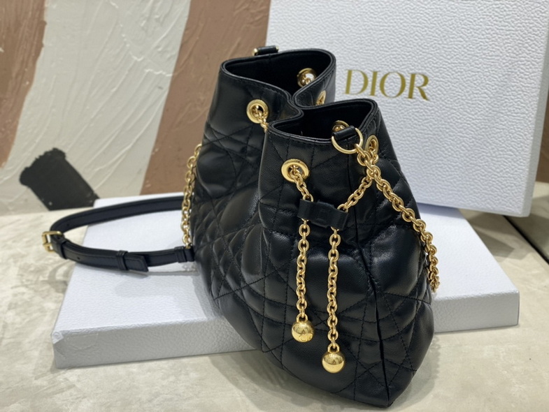 Dior Handbags AAA(Women)-394