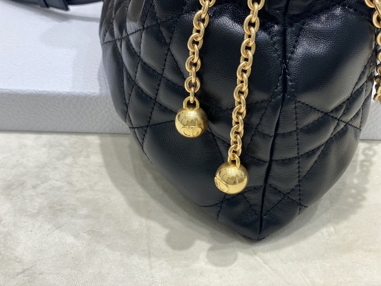 Dior Handbags AAA(Women)-394