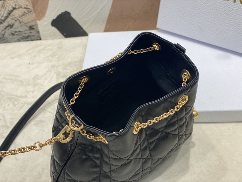 Dior Handbags AAA(Women)-394