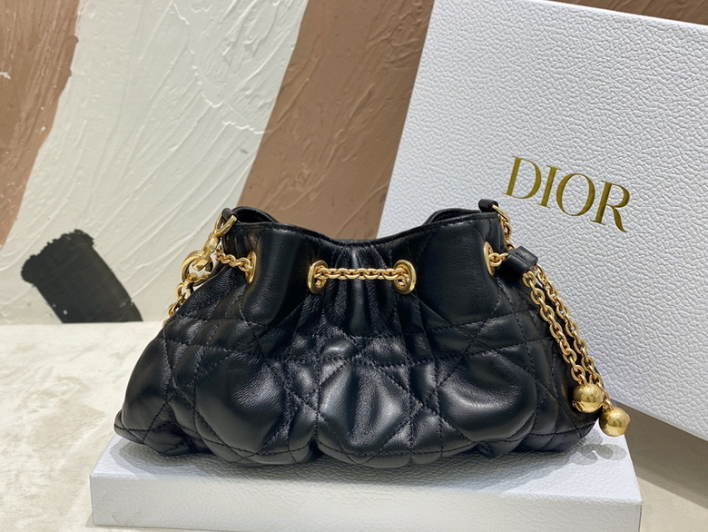 Dior Handbags AAA(Women)-395