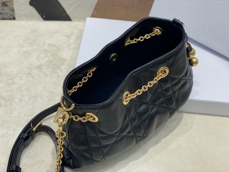 Dior Handbags AAA(Women)-395