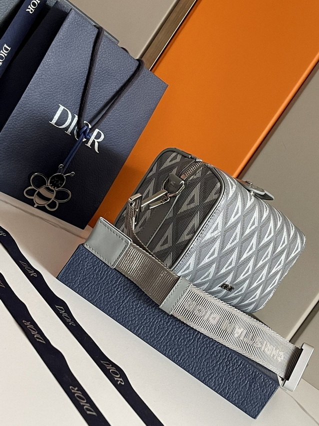 Dior Handbags AAA(Women)-396
