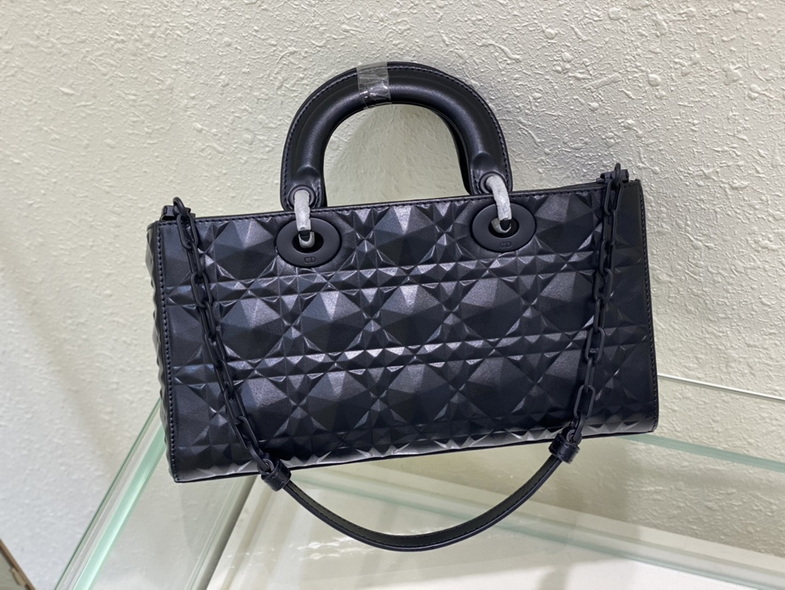 Dior Handbags AAA(Women)-398
