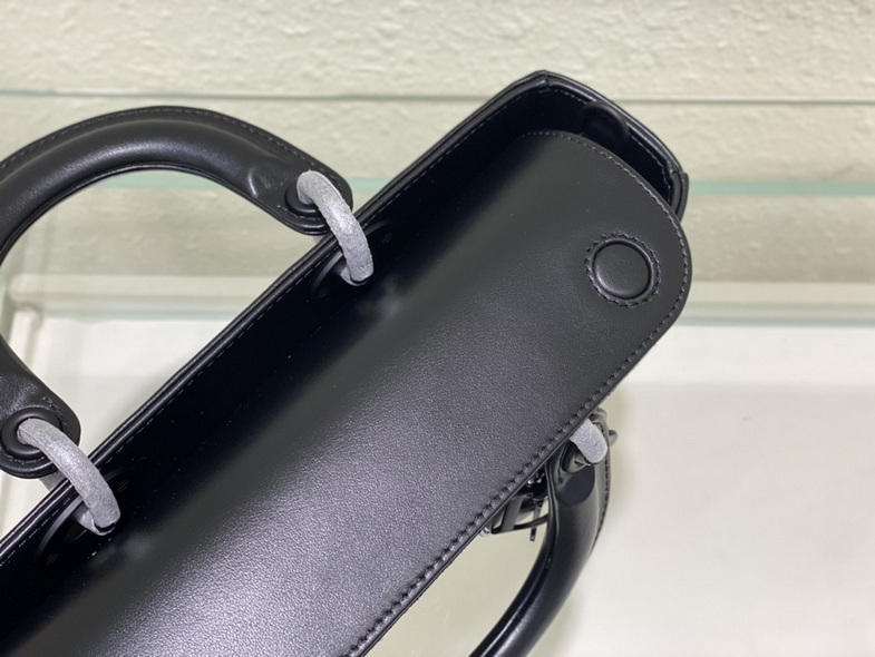 Dior Handbags AAA(Women)-398