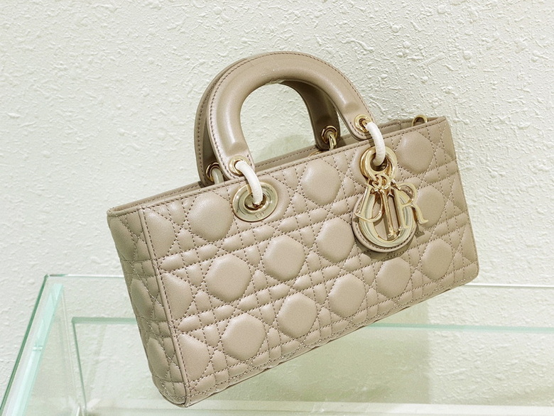 Dior Handbags AAA(Women)-400