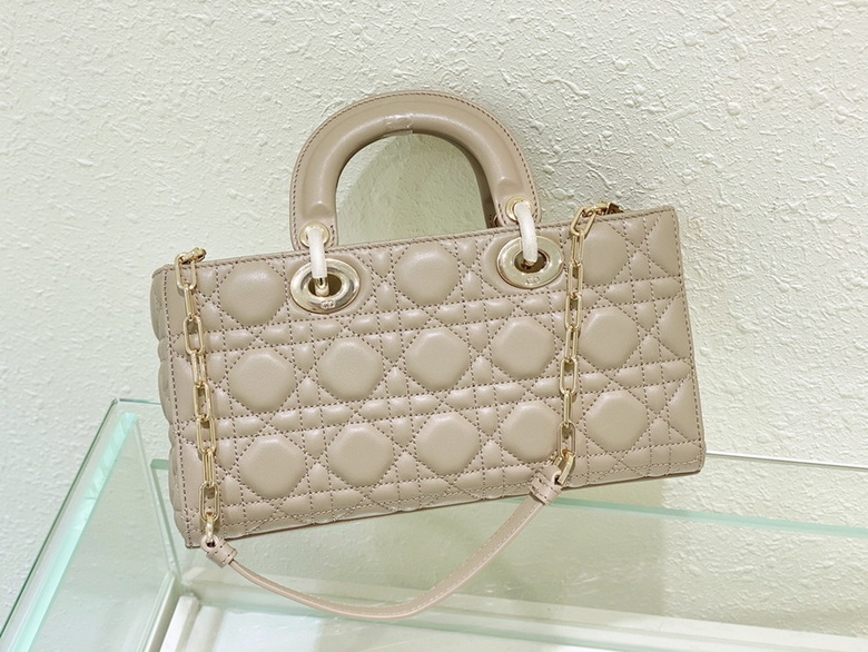 Dior Handbags AAA(Women)-400