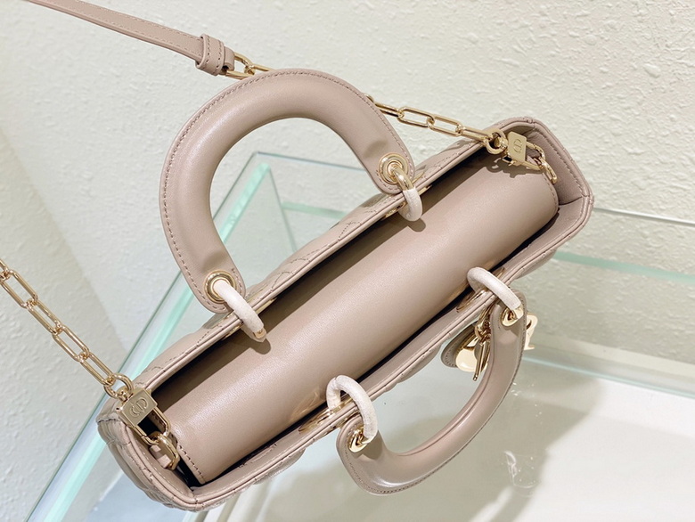 Dior Handbags AAA(Women)-400
