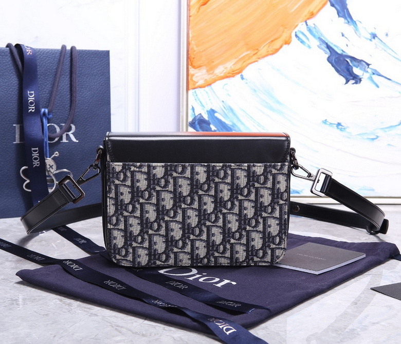 Dior Handbags AAA(Women)-402