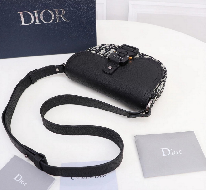 Dior Handbags AAA(Women)-405