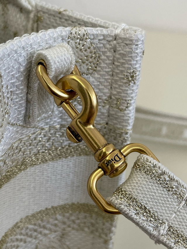 Dior Handbags AAA(Women)-408