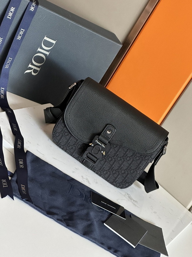 Dior Handbags AAA(Women)-409