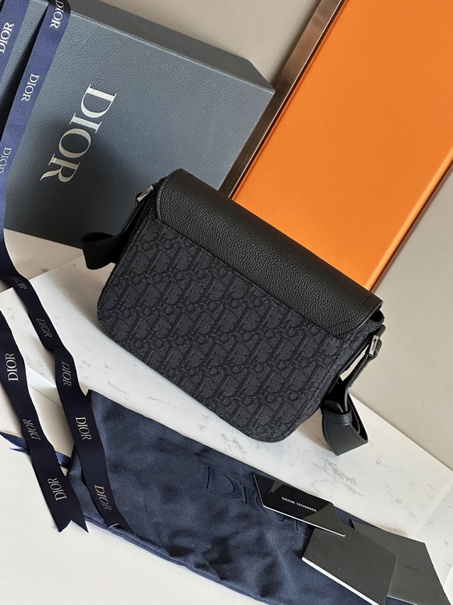 Dior Handbags AAA(Women)-409