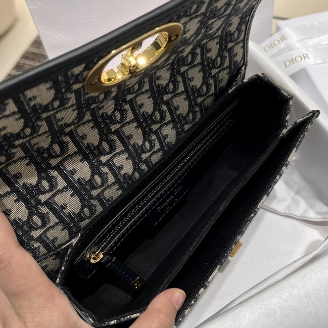 Dior Handbags AAA(Women)-415