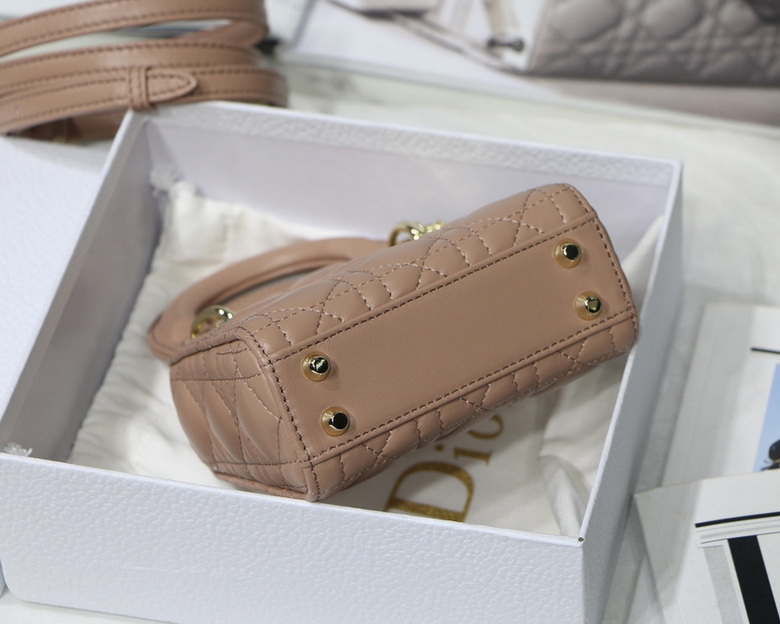 Dior Handbags AAA(Women)-420