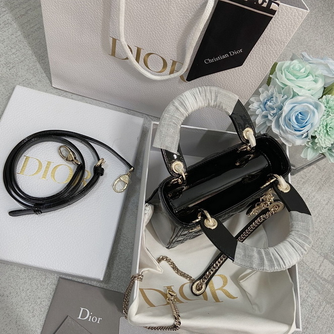 Dior Handbags AAA(Women)-126