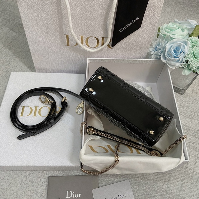 Dior Handbags AAA(Women)-126