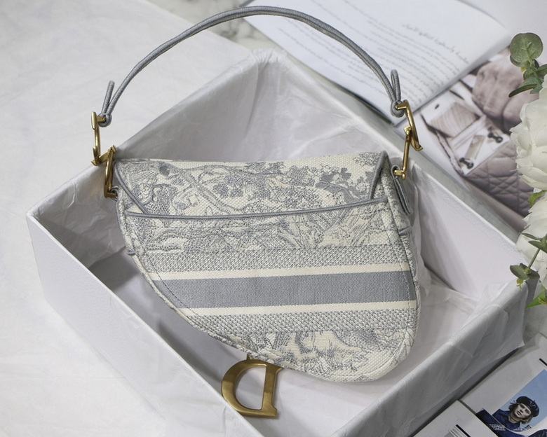 Dior Handbags AAA(Women)-424