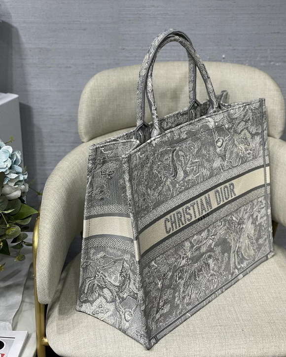 Dior Handbags AAA(Women)-426
