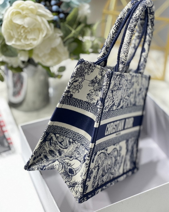 Dior Handbags AAA(Women)-428