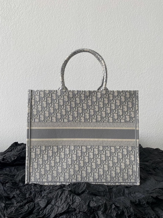 Dior Handbags AAA(Women)-432