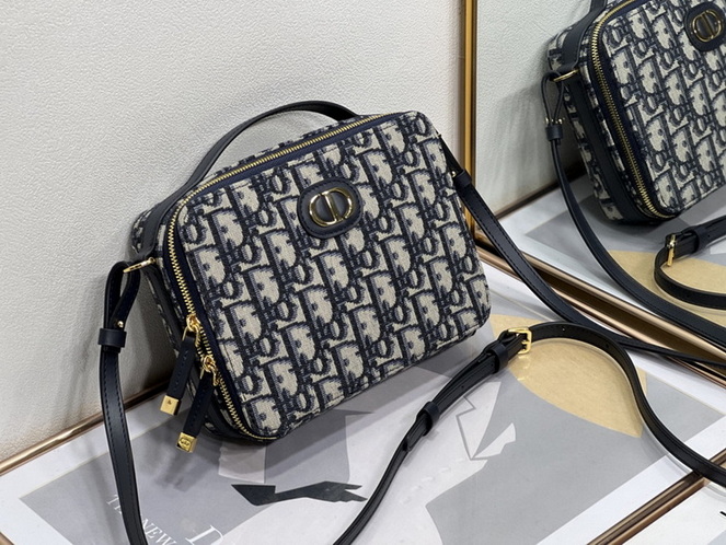 Dior Handbags AAA(Women)-154