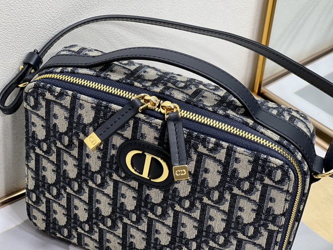 Dior Handbags AAA(Women)-154