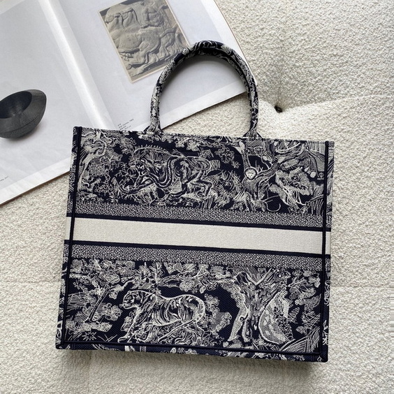 Dior Handbags AAA(Women)-437