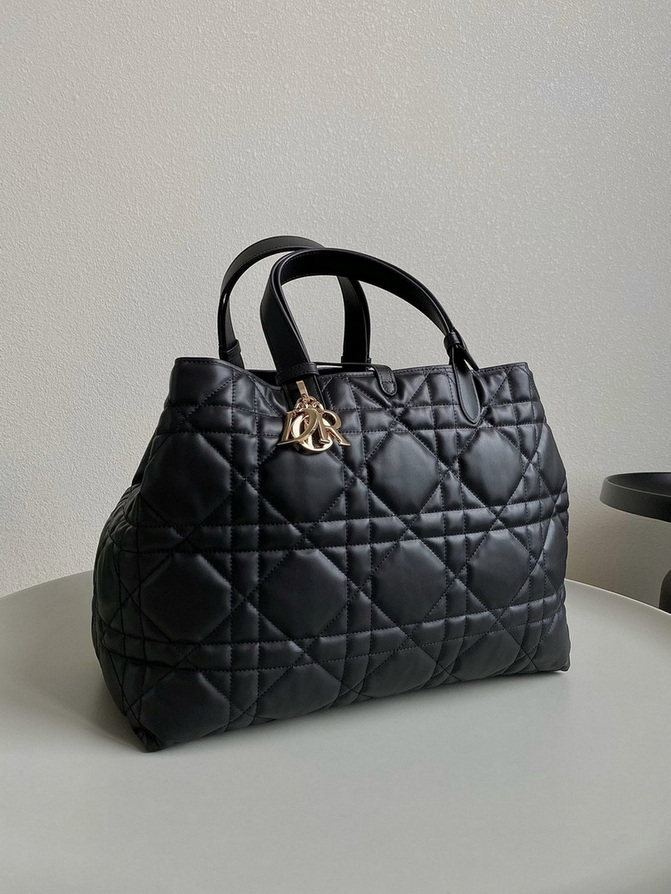 Dior Handbags AAA(Women)-438