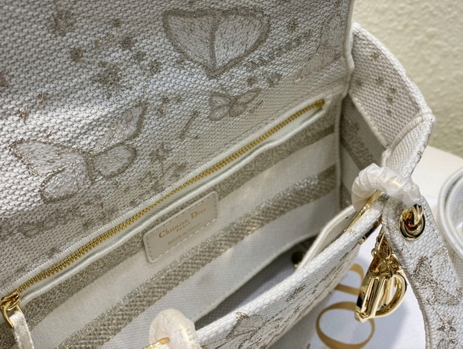 Dior Handbags AAA(Women)-442
