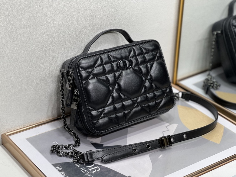 Dior Handbags AAA(Women)-156