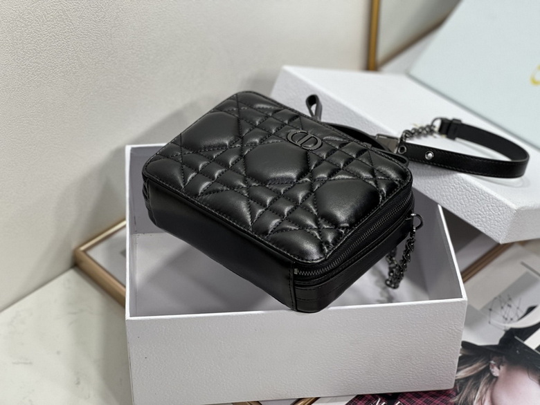 Dior Handbags AAA(Women)-156
