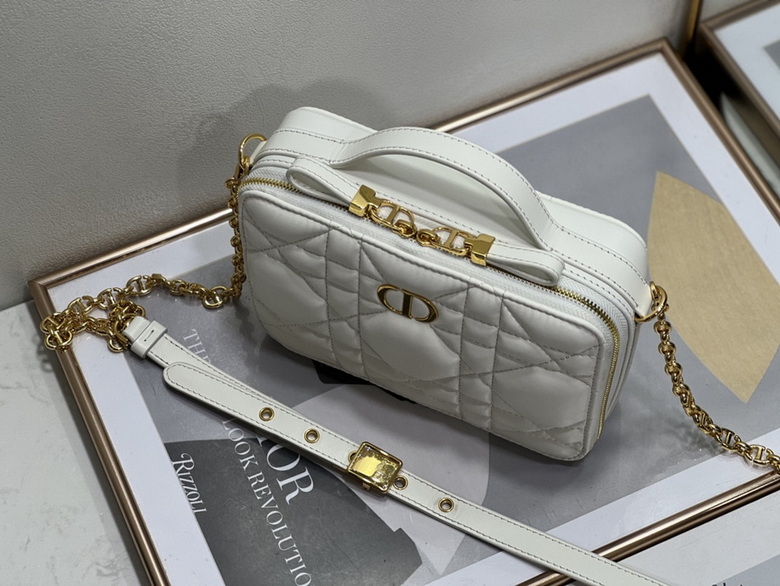Dior Handbags AAA(Women)-157