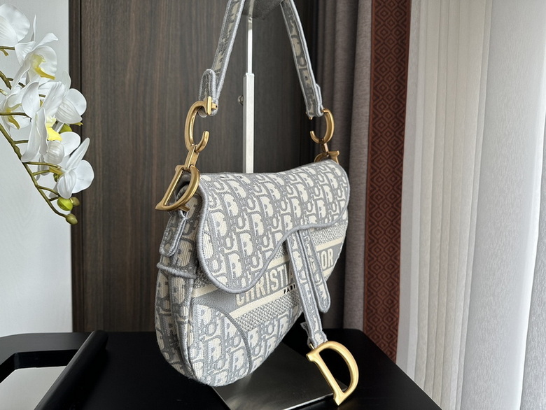Dior Handbags AAA(Women)-465