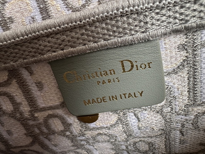 Dior Handbags AAA(Women)-465