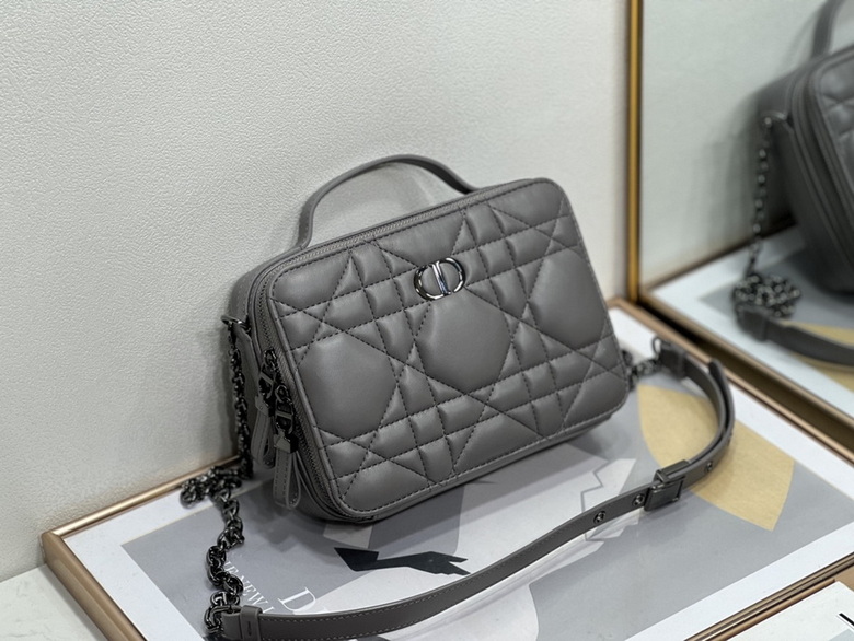 Dior Handbags AAA(Women)-158