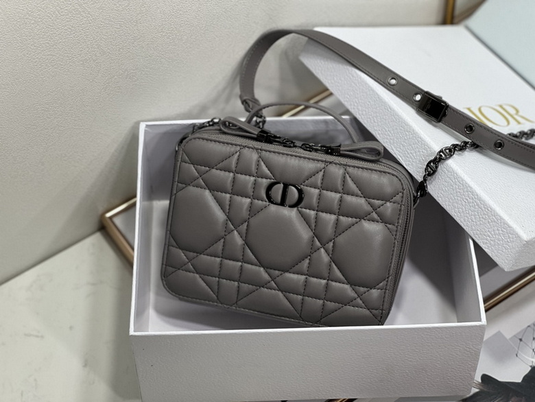 Dior Handbags AAA(Women)-158