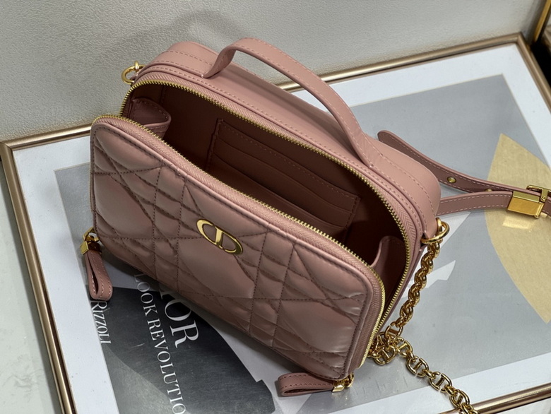 Dior Handbags AAA(Women)-159